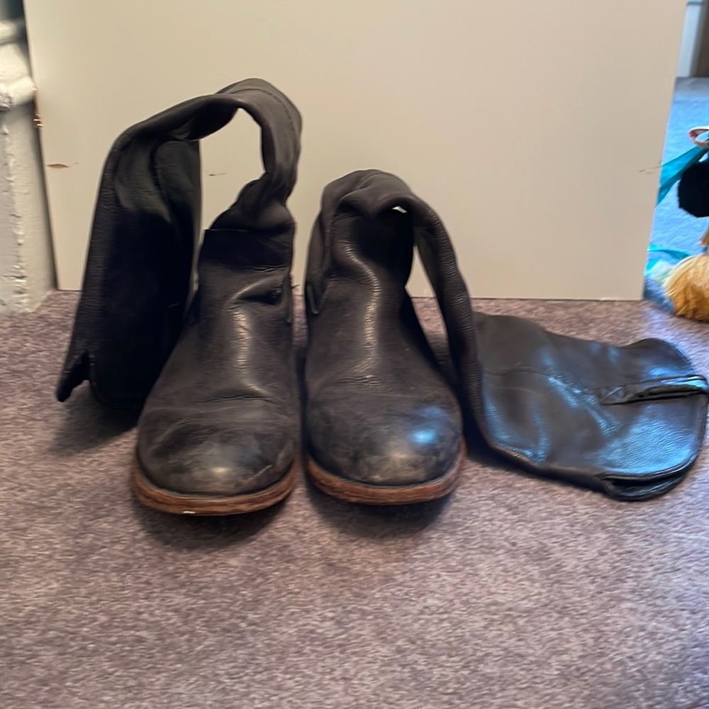 Dolce Vita leather boots